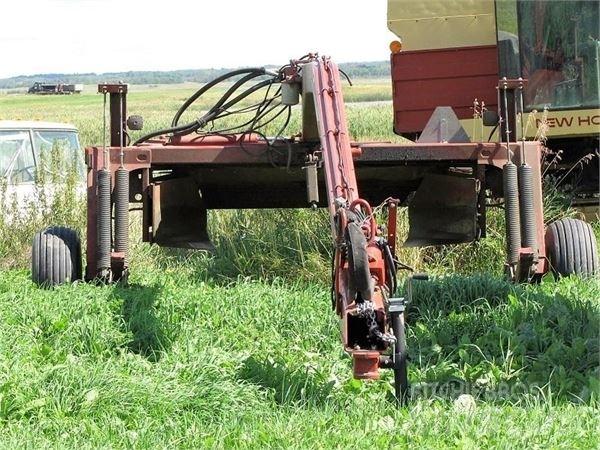 New Holland 1475 Formuojančios žoliapjovės