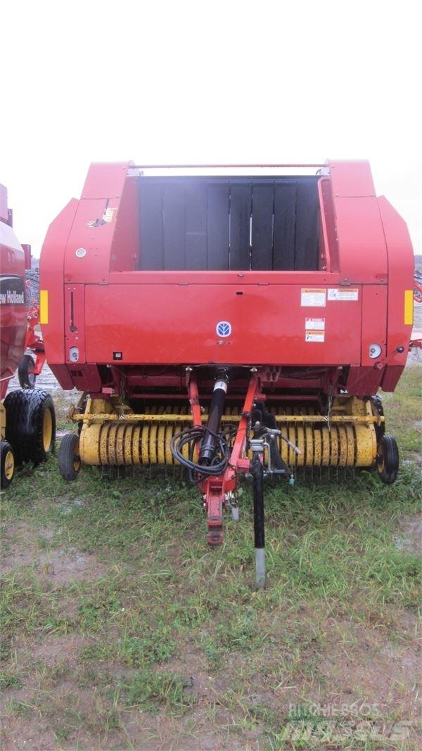 New Holland BR780 Ritinių presai