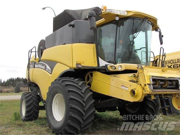 New Holland CX860 Derliaus nuėmimo kombainai