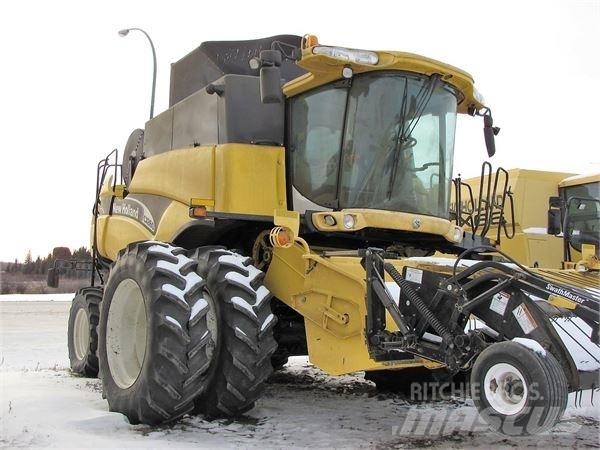 New Holland CX860 Derliaus nuėmimo kombainai
