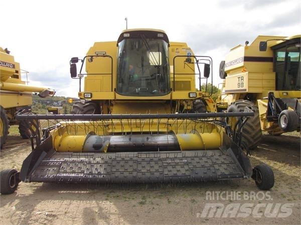 New Holland TX66 Derliaus nuėmimo kombainai