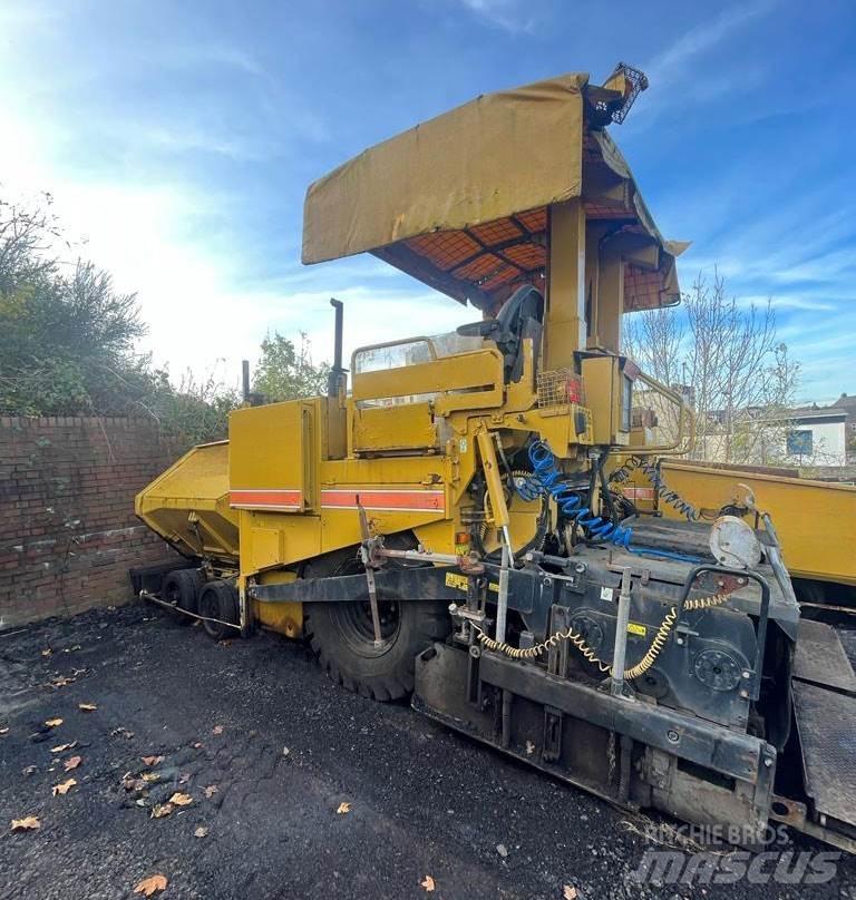 CAT AP600 Paver Asfalto klotuvai