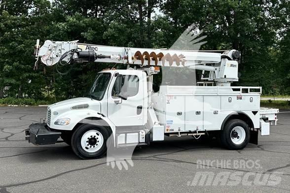 Altec DM47BTR Ant vilkikų montuojamos kėlimo platformos