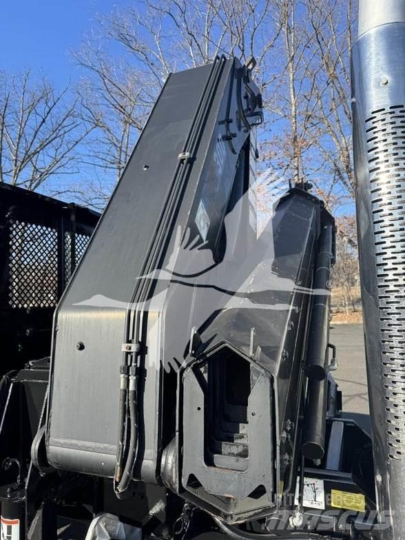 Hiab 300-6 Medienos kranai