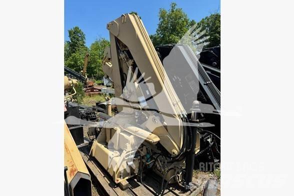 Hiab 8108-2 Medienos kranai