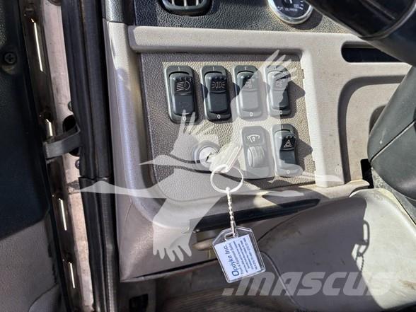 Peterbilt 365 Platformos/ Pakrovimas iš šono