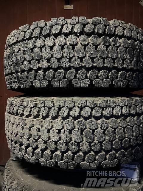  26.5X25 SNÖHJUL Padangos, ratai ir ratlankiai