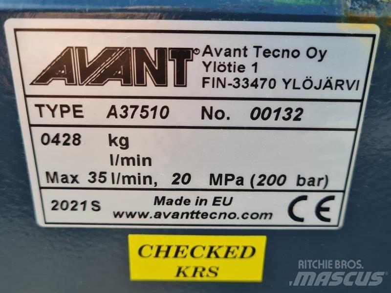 Avant Grävaggregat 260 Krautuvai su šoniniu pasukimu