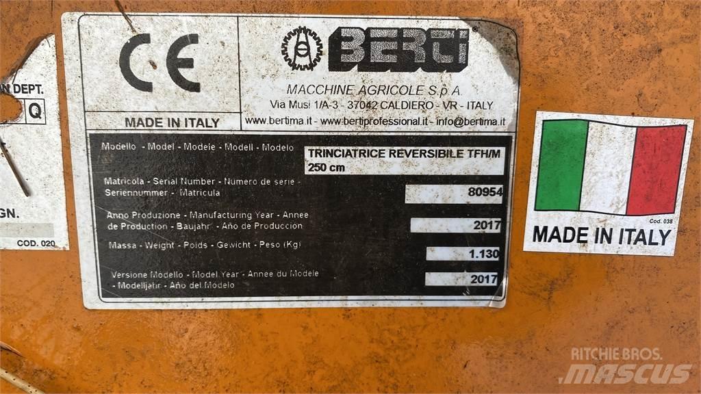 Berti TFH 250 BETESPUTS Ganyklų šienapjovės / rėžtuvės