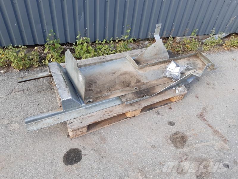  BUKPLÅT MF 5420 Kiti naudoti traktorių priedai