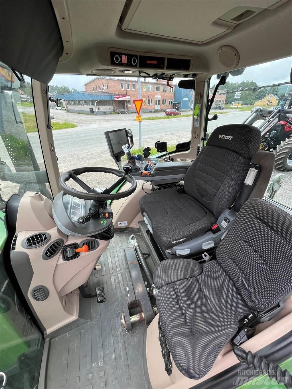 Fendt 720 VARIO Traktoriai
