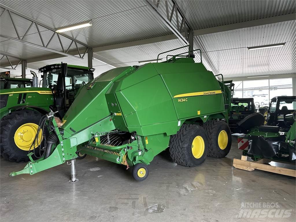 John Deere 1434 Ritinių presai