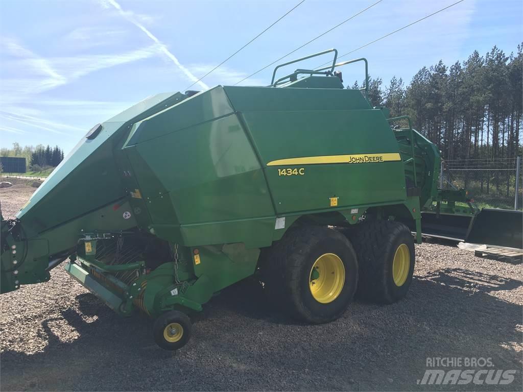 John Deere 1434 Ritinių presai