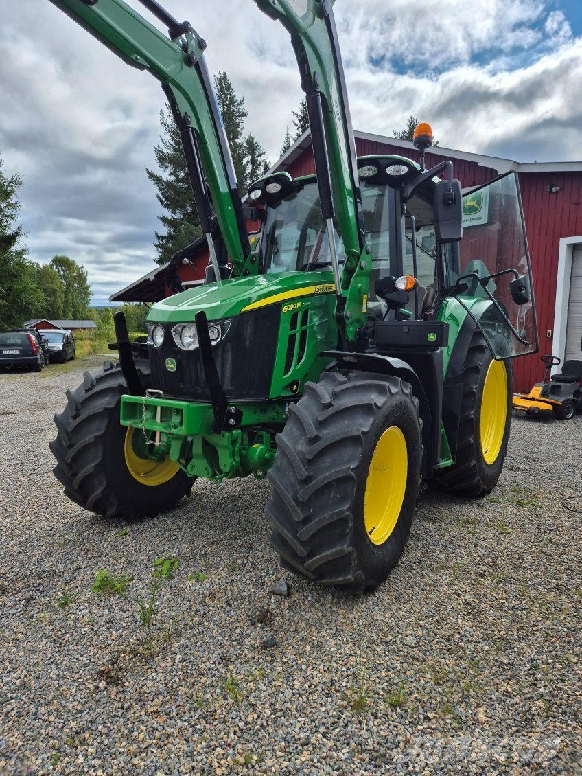 John Deere 6090M Traktoriai