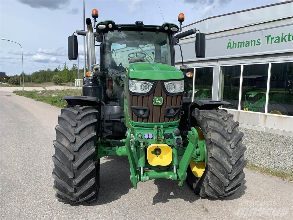 John Deere 6155R Traktoriai