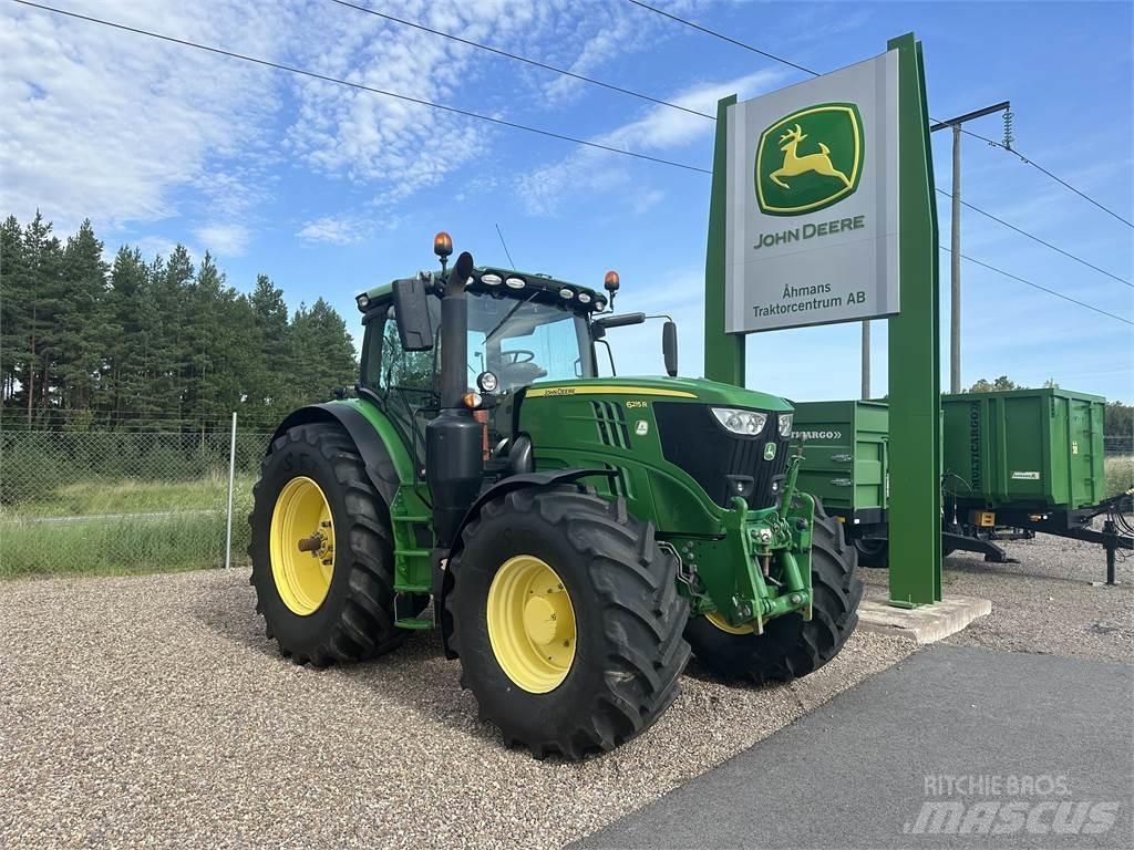 John Deere 6215R Traktoriai