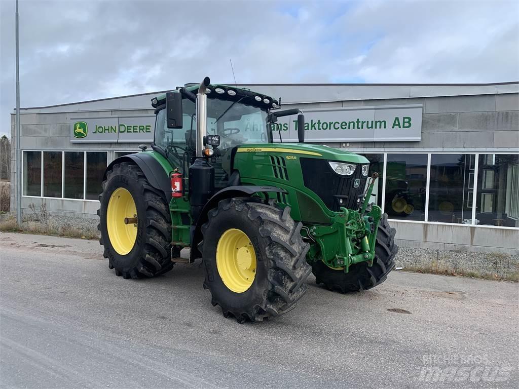 John Deere 6215R Traktoriai