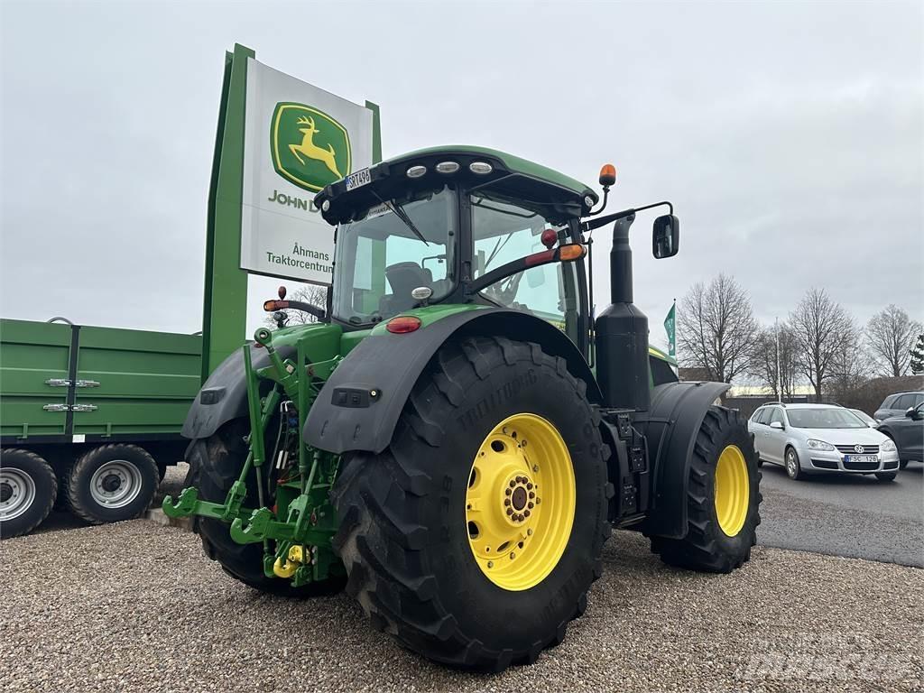 John Deere 7310R Traktoriai