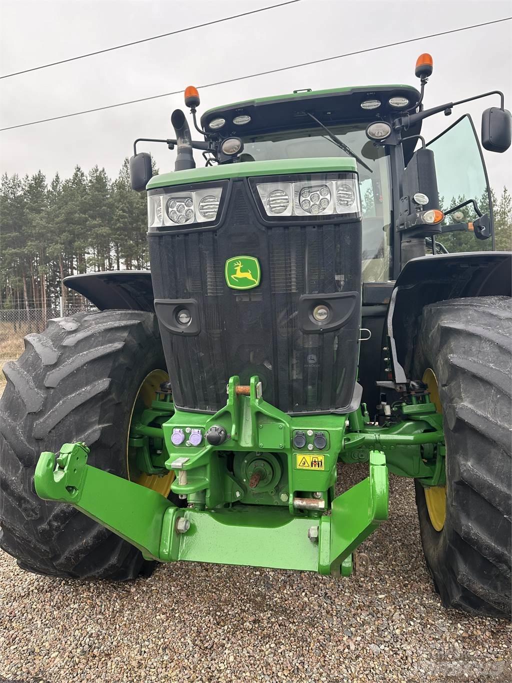 John Deere 7310R Traktoriai