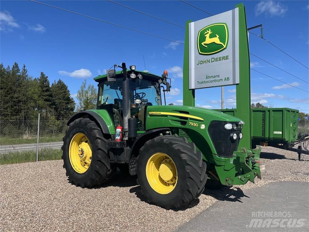 John Deere 7930 Traktoriai