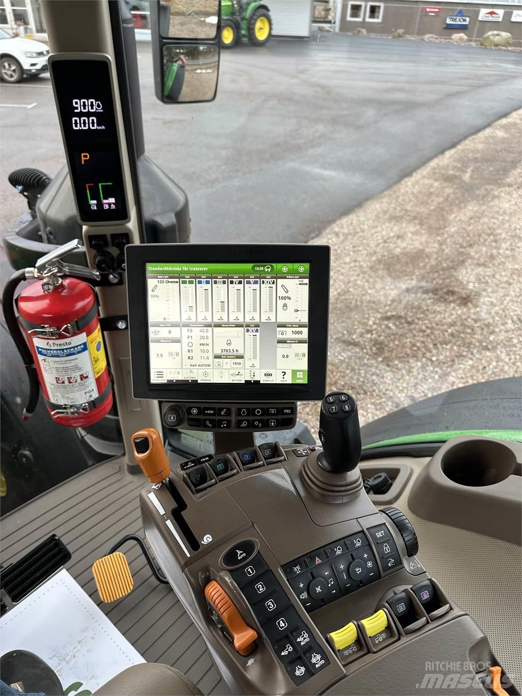 John Deere 8370R Traktoriai