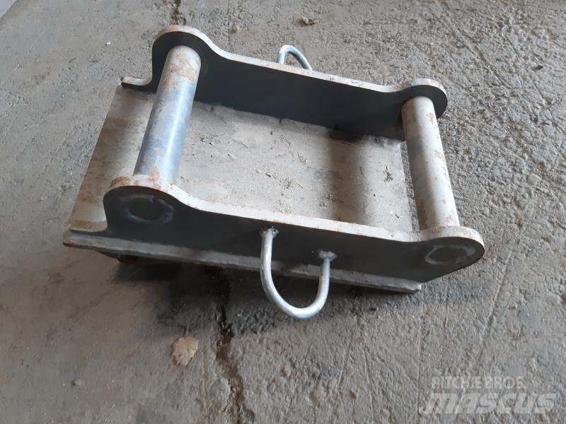  KOMBI GRIND S40 Vikšriniai ekskavatoriai