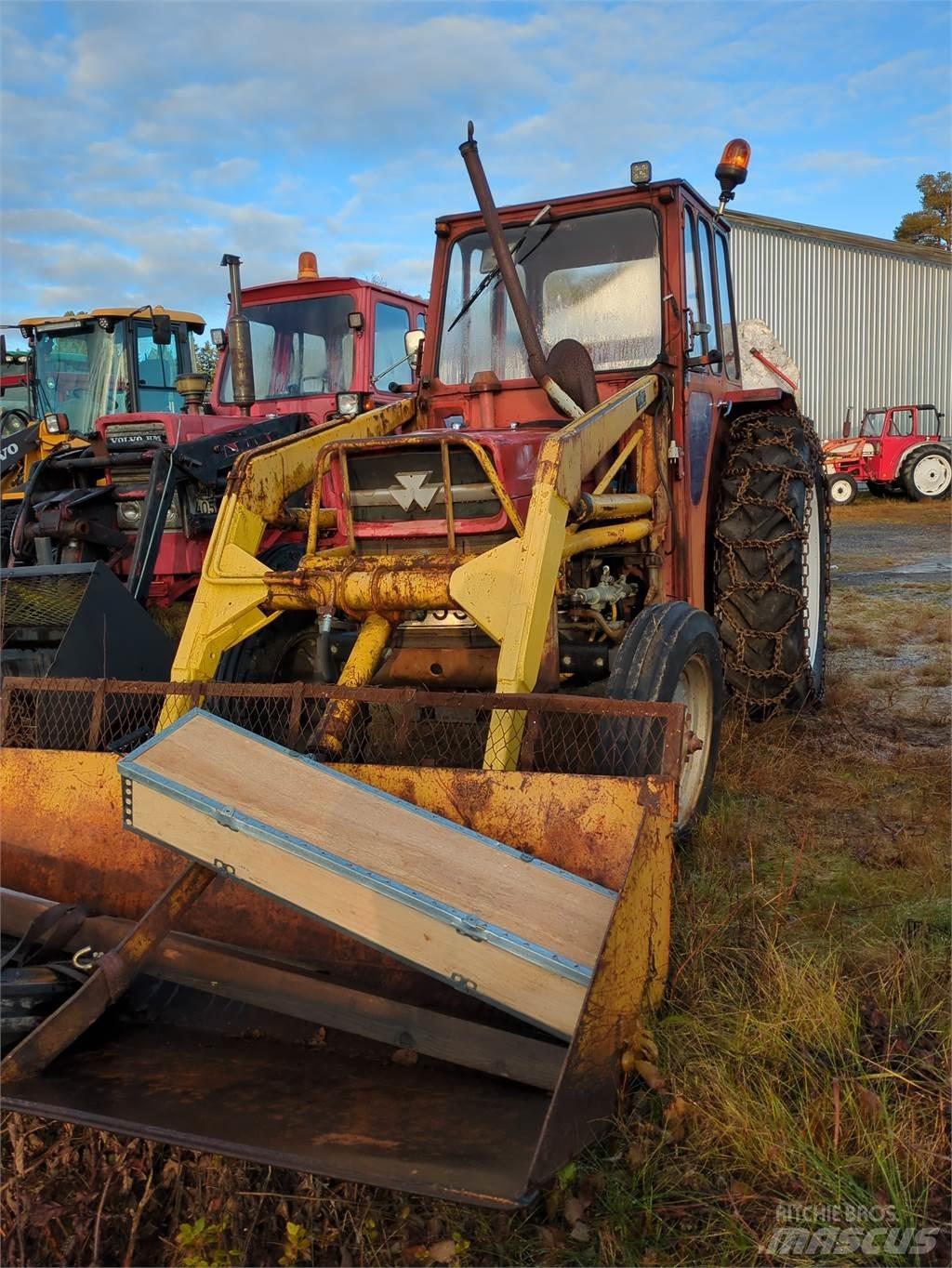 Massey Ferguson 135 Traktoriai