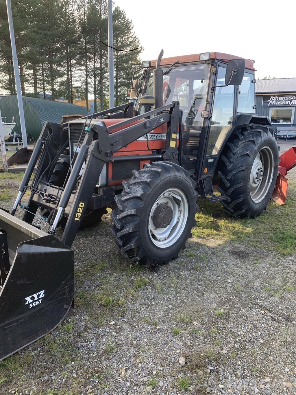 Massey Ferguson 365 4WD Traktoriai