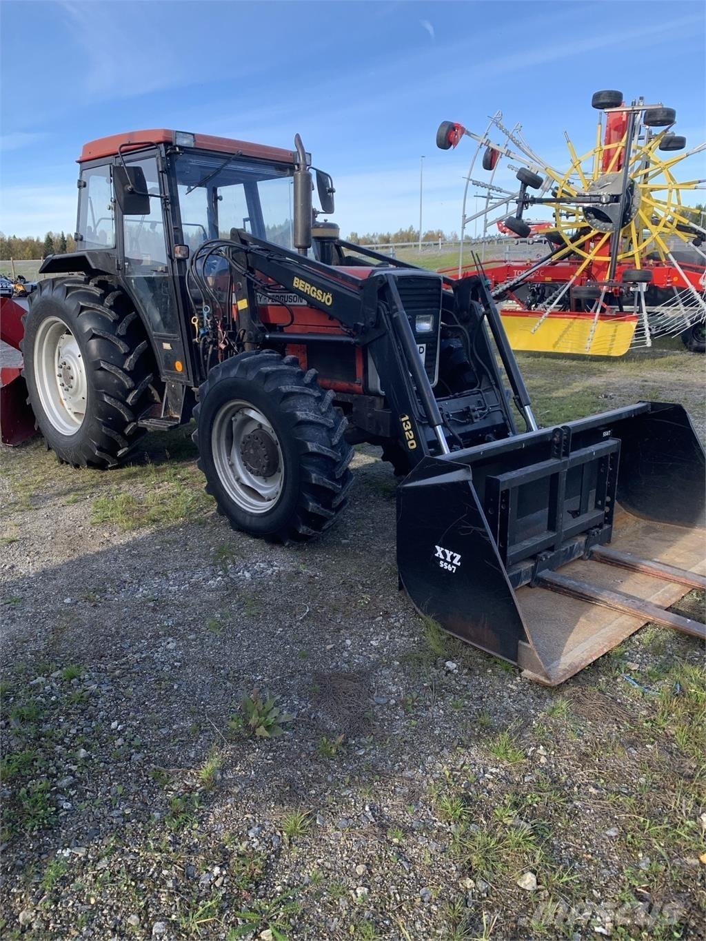 Massey Ferguson 365 4WD Traktoriai