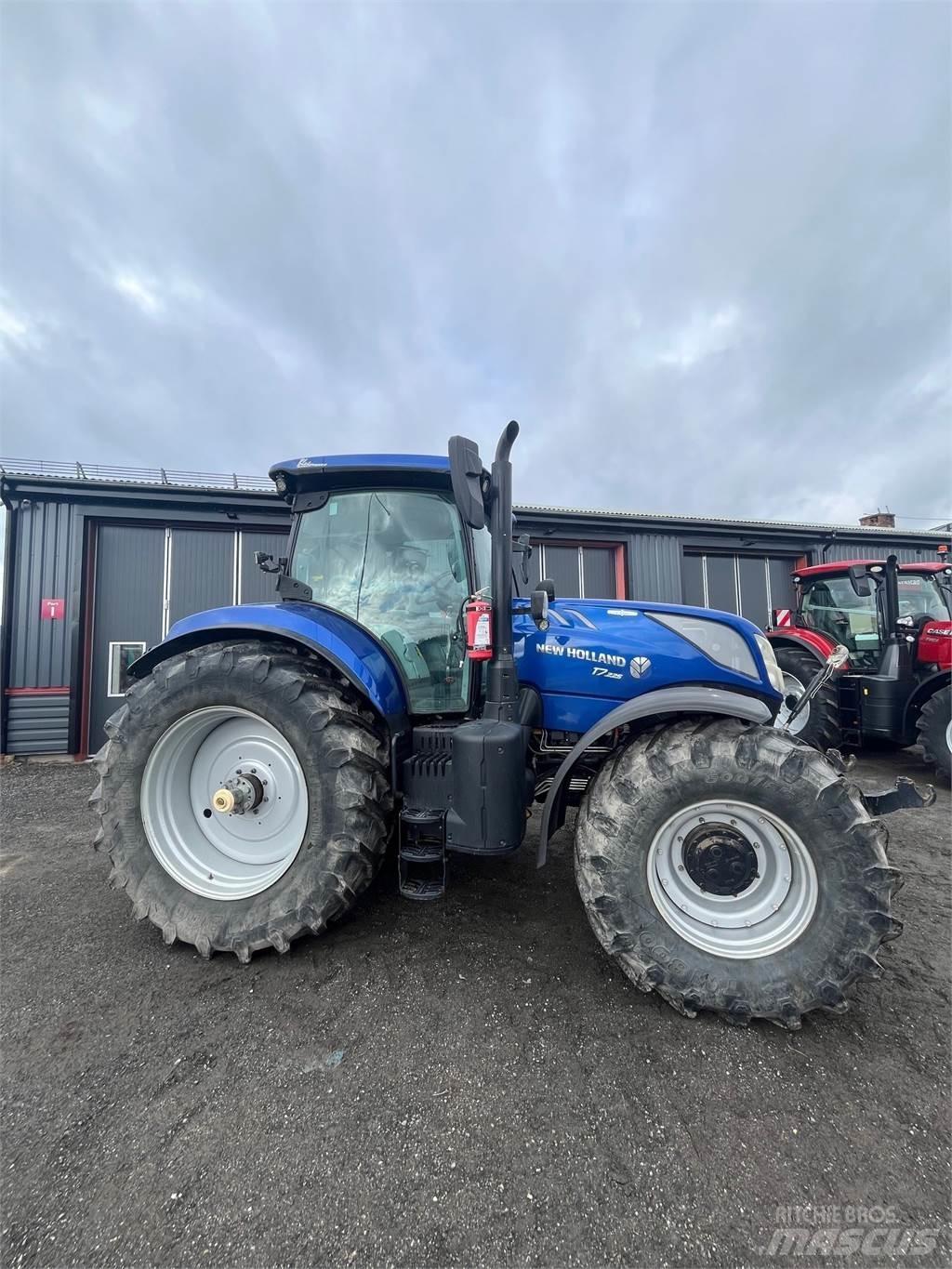 New Holland T7.225 Traktoriai