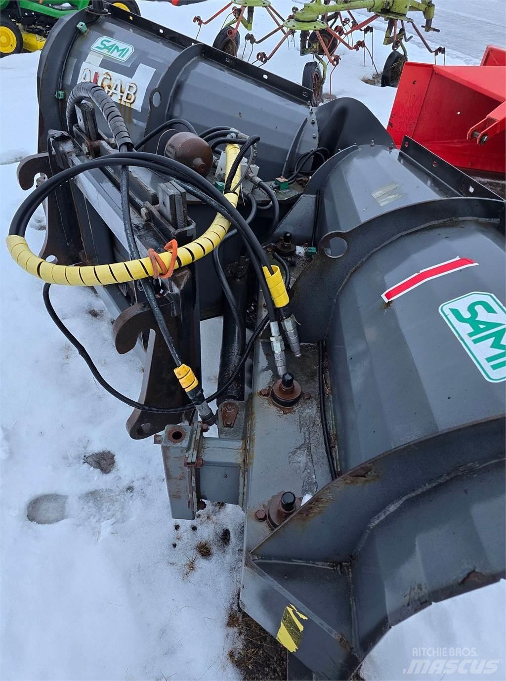 Sami 2800 Sniego peiliai ir valytuvai