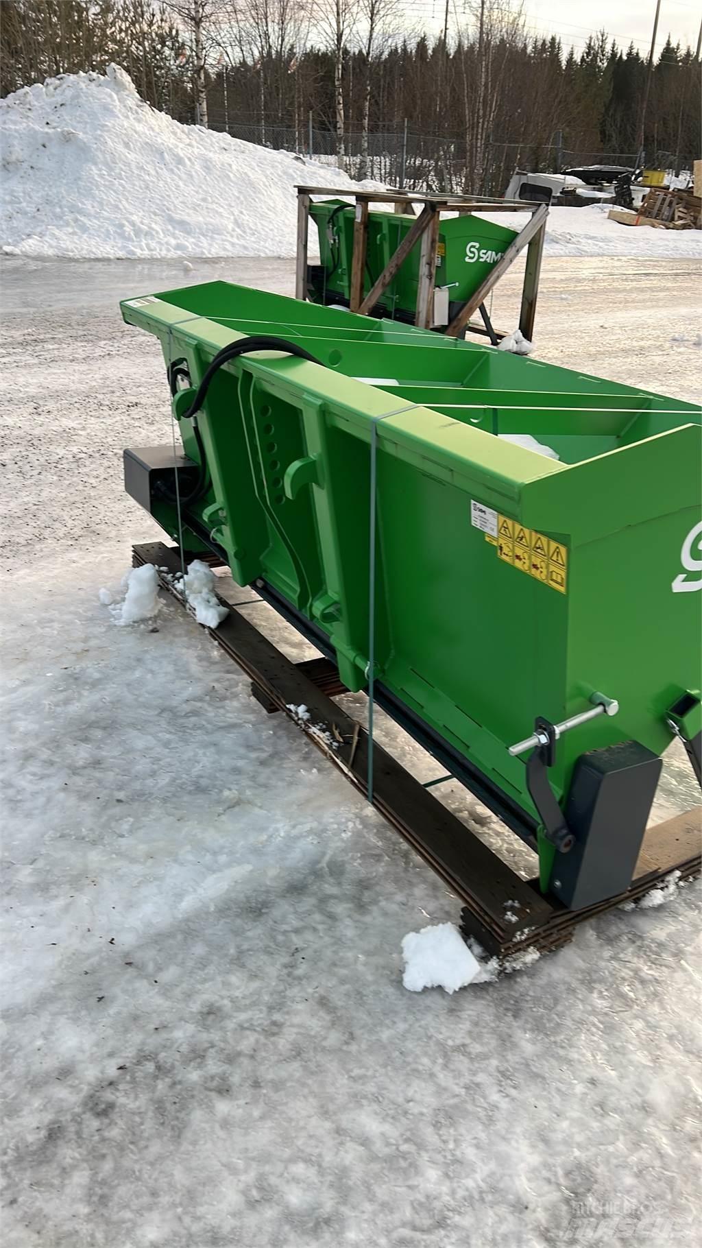 Sami SL-2000 SMS/3P Smėlio ir druskos barstytuvai