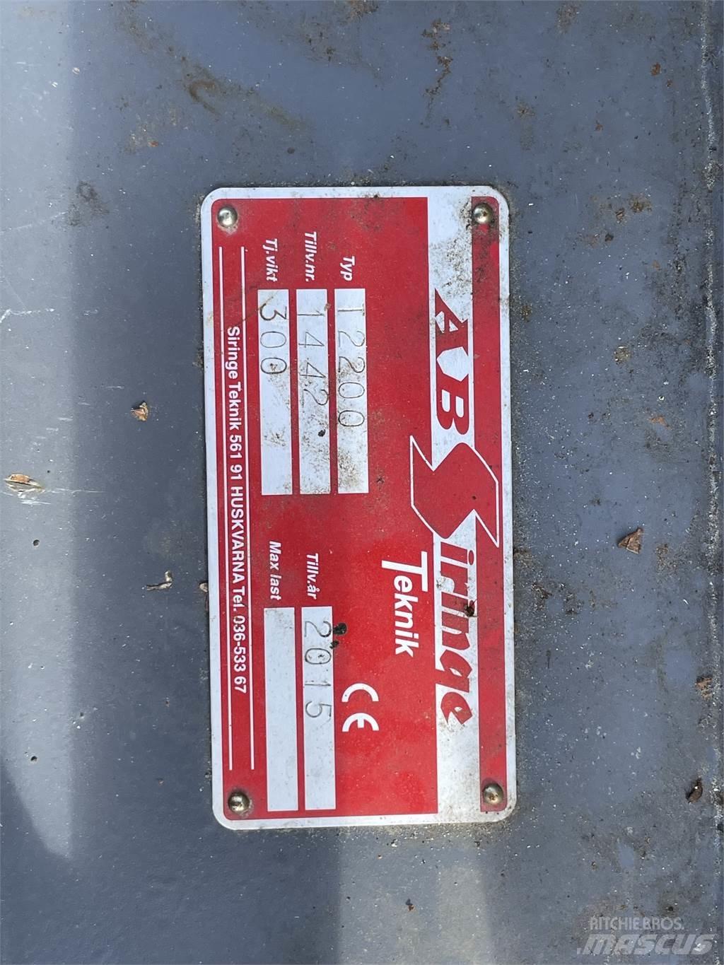 Siringe T 2200 Sniego peiliai ir valytuvai