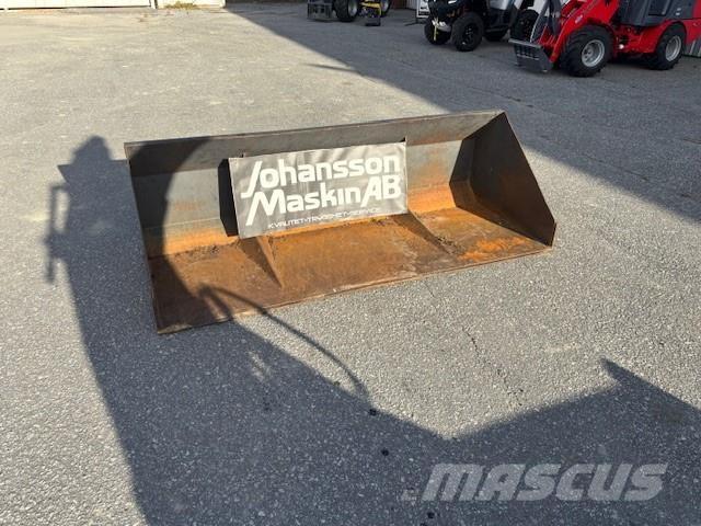 SNÖSKOPA 200 ÅLÖ TYP3 Kiti naudoti traktorių priedai