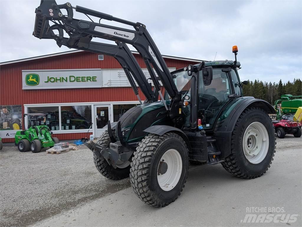 Valtra N154E Twintrac Traktoriai