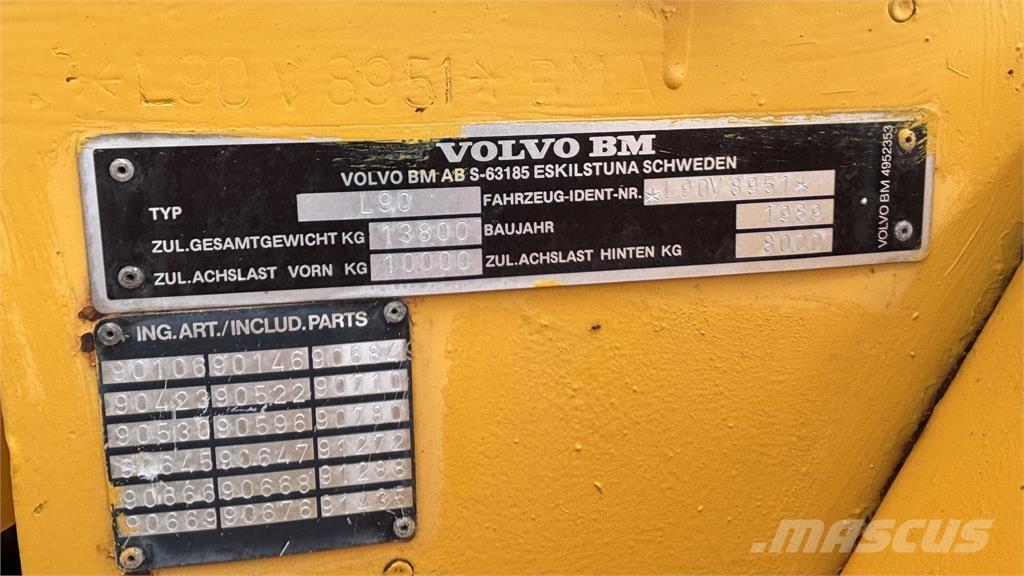 Volvo L90 LASTMASKIN Naudoti ratiniai krautuvai