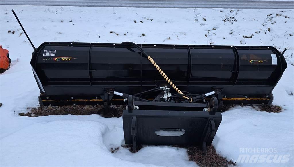 XYZ 2606 Sniego peiliai ir valytuvai