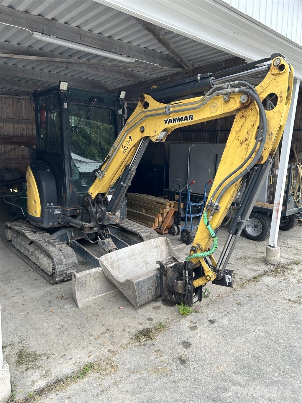 Yanmar VIO 38 GRÄVARE Naudoti ratiniai krautuvai