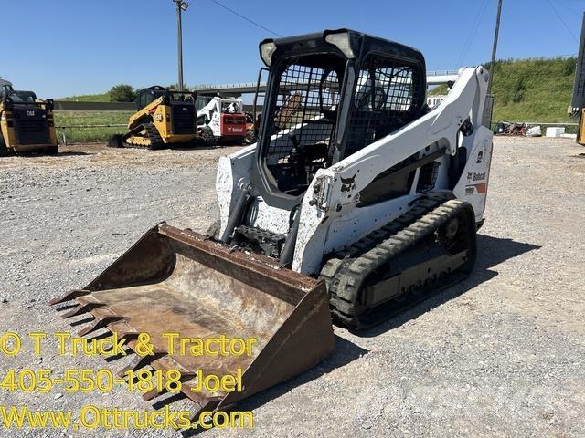Bobcat T590 Krautuvai su šoniniu pasukimu