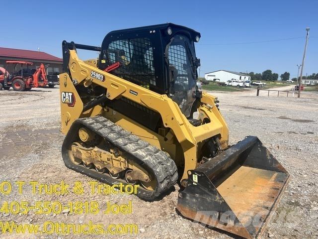 CAT 259D3 Krautuvai su šoniniu pasukimu