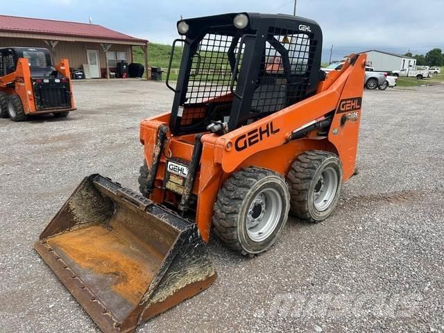 Gehl R105 Padangos, ratai ir ratlankiai