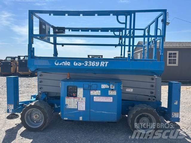 Genie GS3369 RT Žirkliniai keltuvai