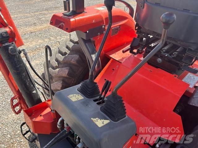 Kubota L47 Ekskavatoriniai krautuvai
