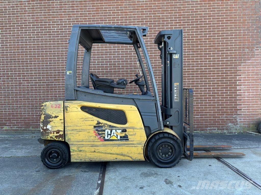 CAT 2EP5000 Elektriniai šakiniai krautuvai