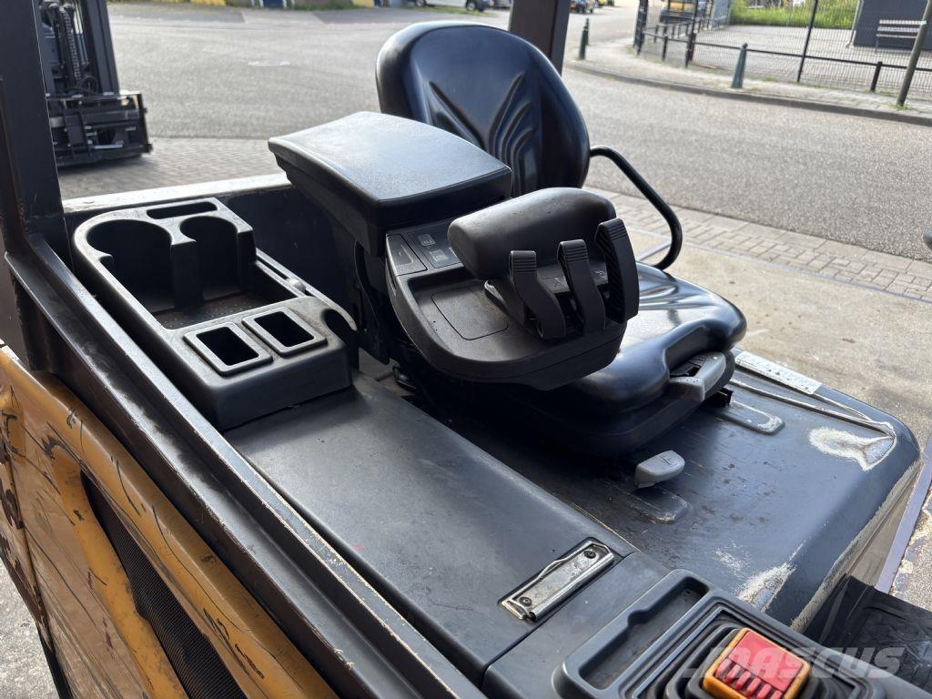 CAT 2EPC5000 Elektriniai šakiniai krautuvai
