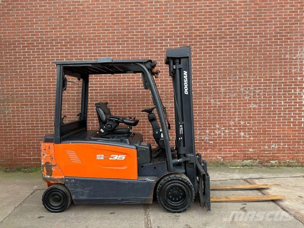 Doosan B35X-7 Elektriniai šakiniai krautuvai