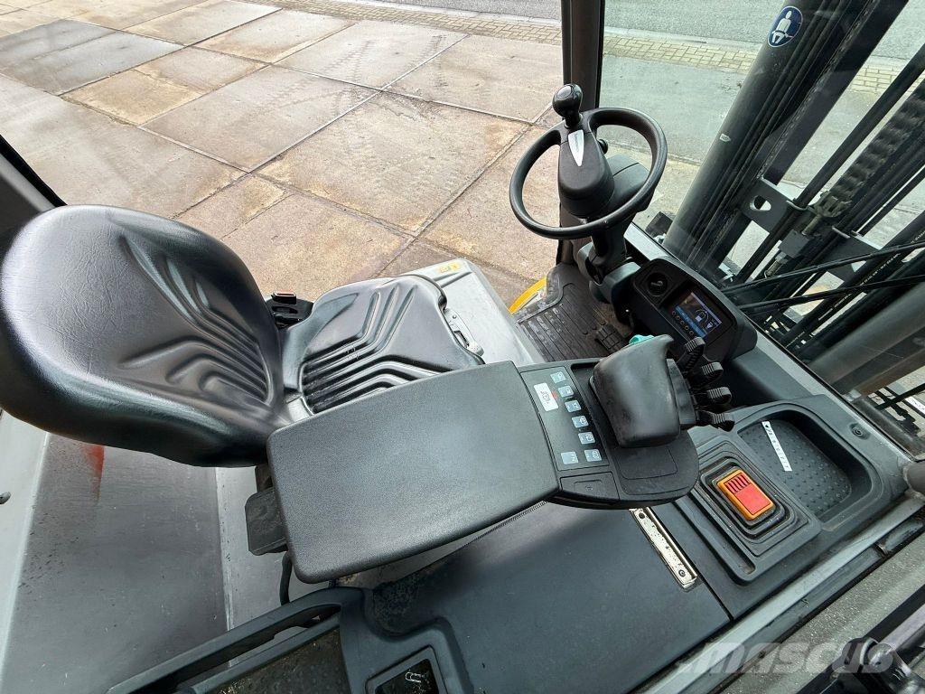 Jungheinrich EFG430 Elektriniai šakiniai krautuvai