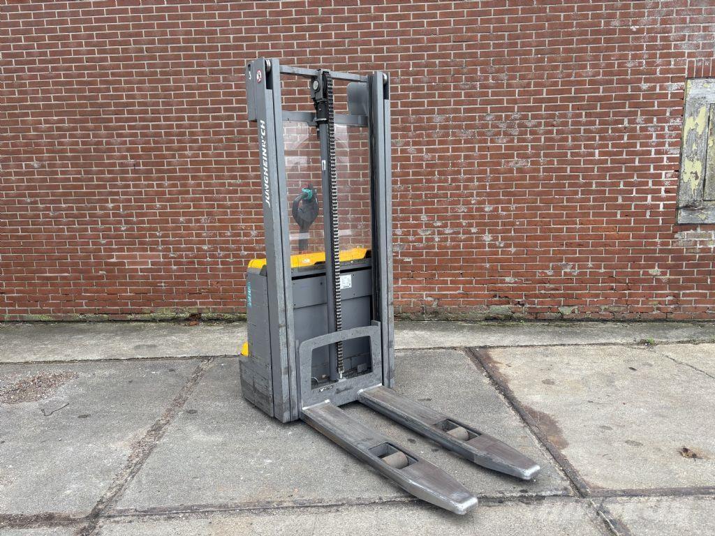 Jungheinrich EJC 112 Rankiniai vėžimėliai