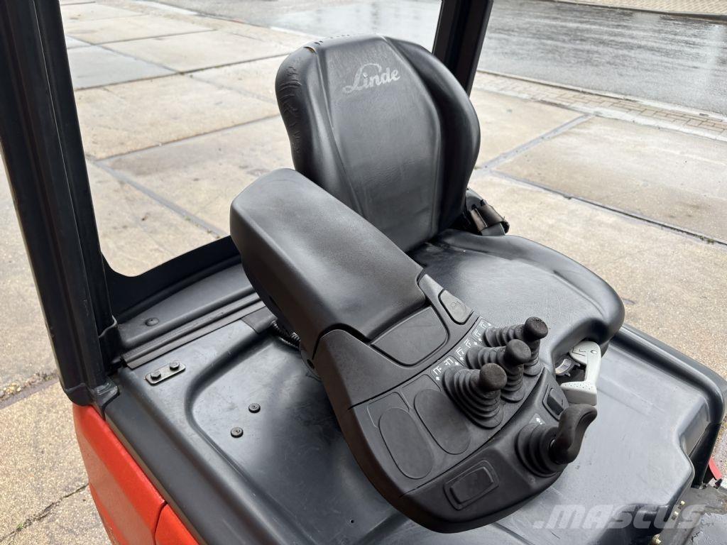 Linde E14-02 Elektriniai šakiniai krautuvai