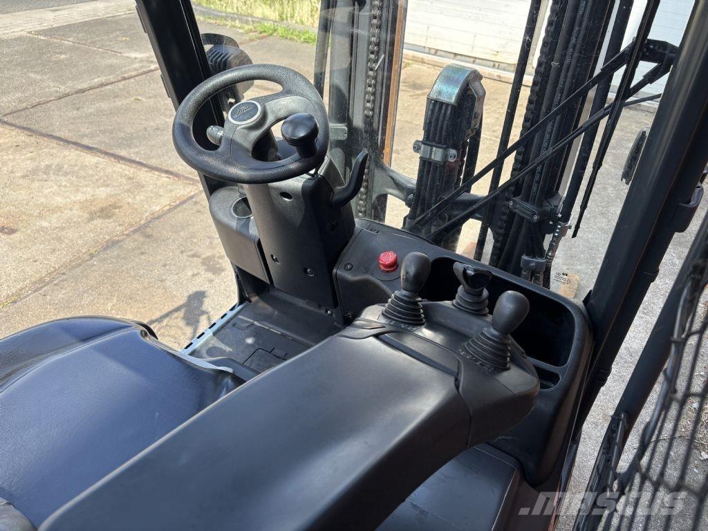 Linde E14-02 Elektriniai šakiniai krautuvai